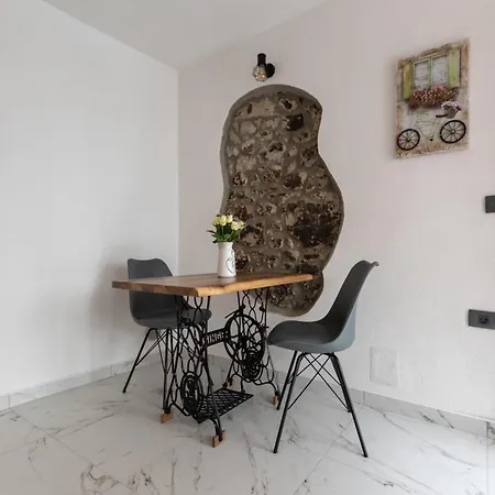 Apartma Oleander Διαμέρισμα *